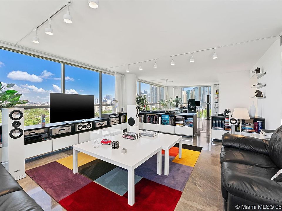 1st image of 2025 Brickell Ave #Penthouse 06