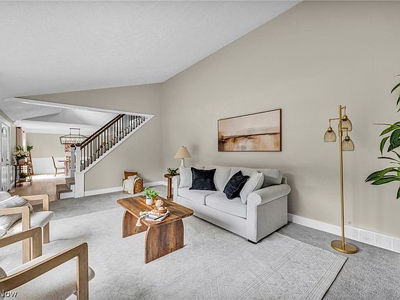 2nd image of 2060 Kingsborough Dr