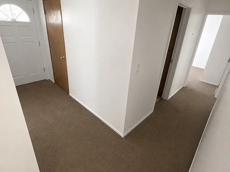 56165 Taos Trl — Photo 2