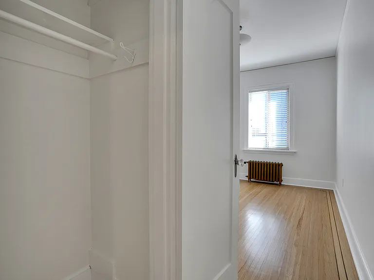 1530 W 13th Ave — Photo 18
