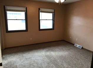 6019 Applecrest Ct UNIT E, Boardman, OH