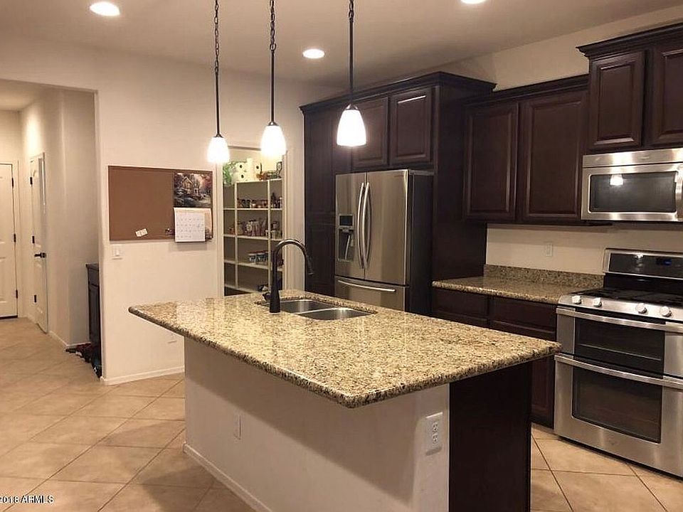 2nd image of 2436 W Beverly Rd