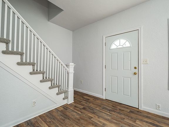 2nd image of 183 16th Ave