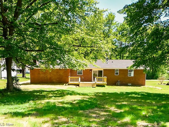 3rd image of 509 Towson Dr
