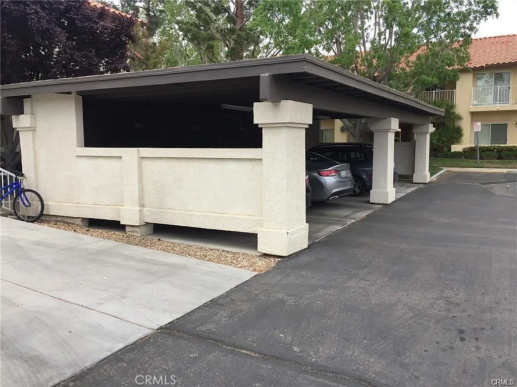 2 bed, 800 sqft, $1,495 — Photo 4