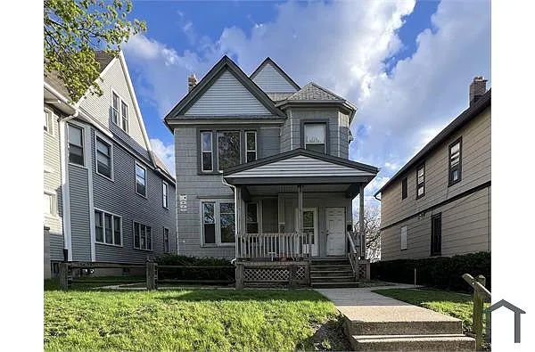 Building Photo - 3027 W Mount Vernon Ave #3029B