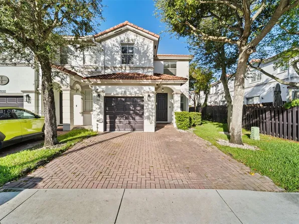 7848 NW 108th Ct, Doral, FL 33178