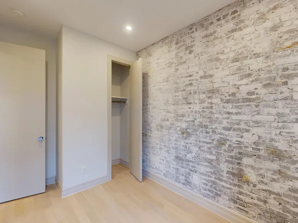 1031 Lorimer Street image 14 of 16