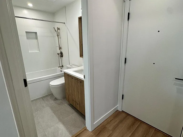 601 Rochester Ave #4XX — Photo 8