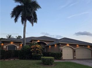 15088 SW 34th St, Davie, FL 33331