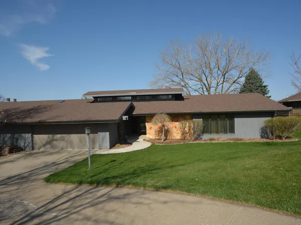 3721 Martins Yard, Sioux City, IA 51104