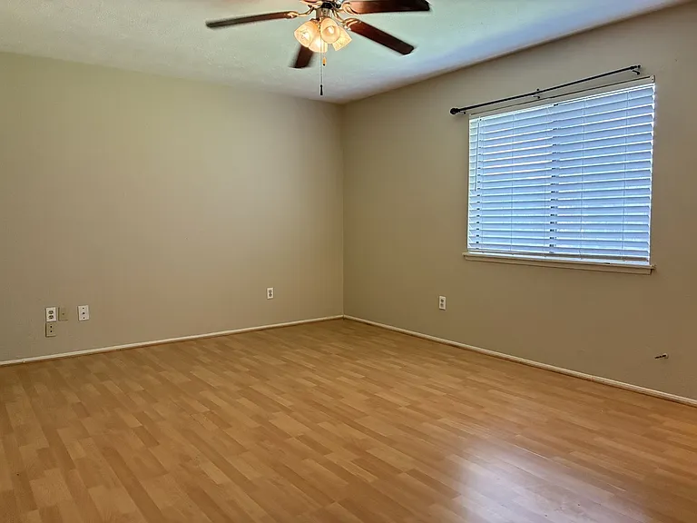 2715 Kingfisher Dr — Photo 20