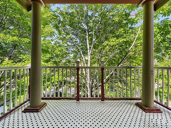 5th image of 1746 N Franklin Street #4