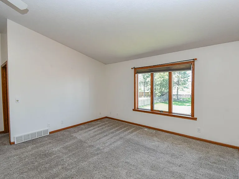 5937 S Lois Ln — Photo 16