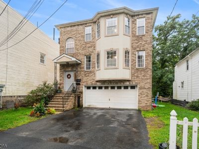 652 Forest St, Orange, NJ, 07050