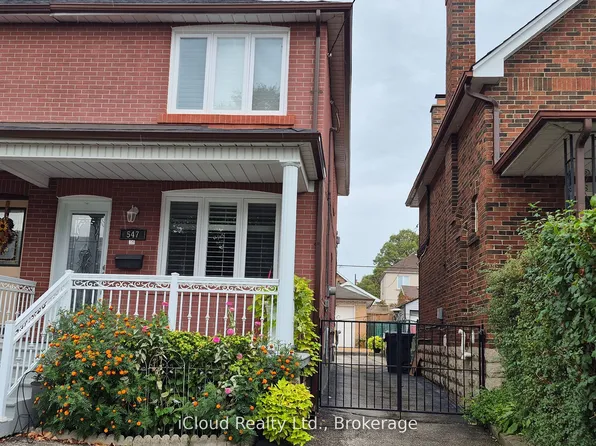 547 Lauder Ave #Basement, Toronto, ON M6E 3J5