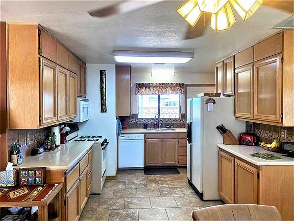 3rd image of 13432 E 50th St