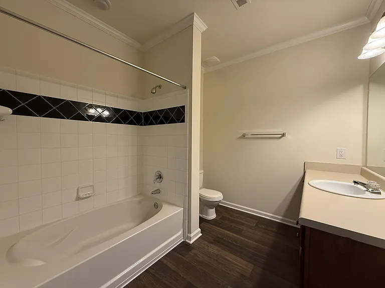 Wesley Kensington Apartments at Stonecrest — Photo 476