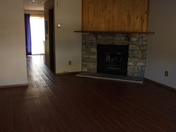 3rd image of 6353 Village Ln