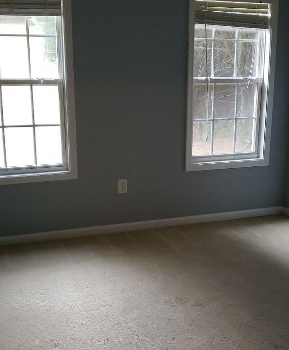 dining room LVF no carpet