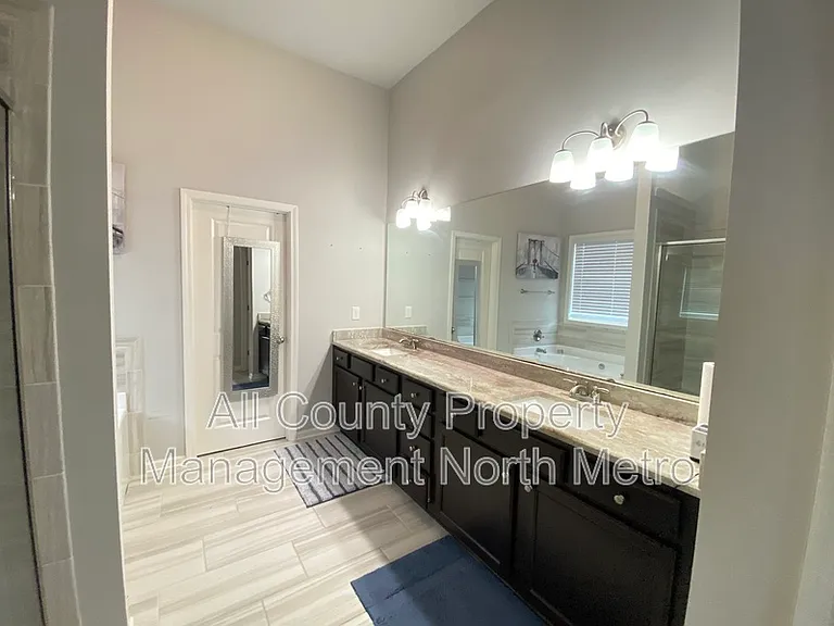 3112 Avenel Ct — Photo 15