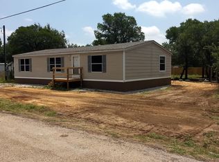 407 Cockatoo Rd, Granbury, TX 76049