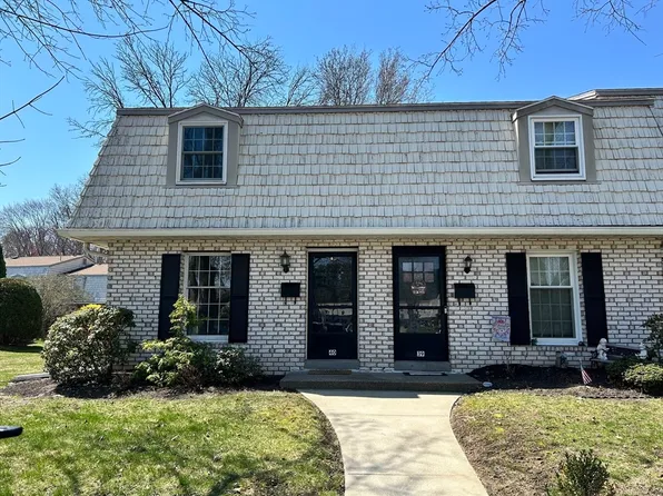 40 Corey Colonial, Agawam, MA 01001