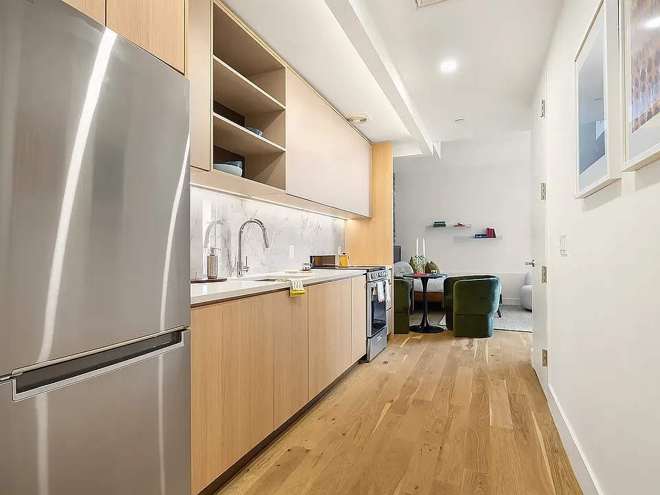 20 Rockwell Pl #2602J