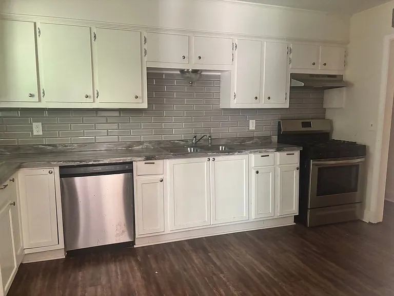 120 Paso Cv — Photo 3