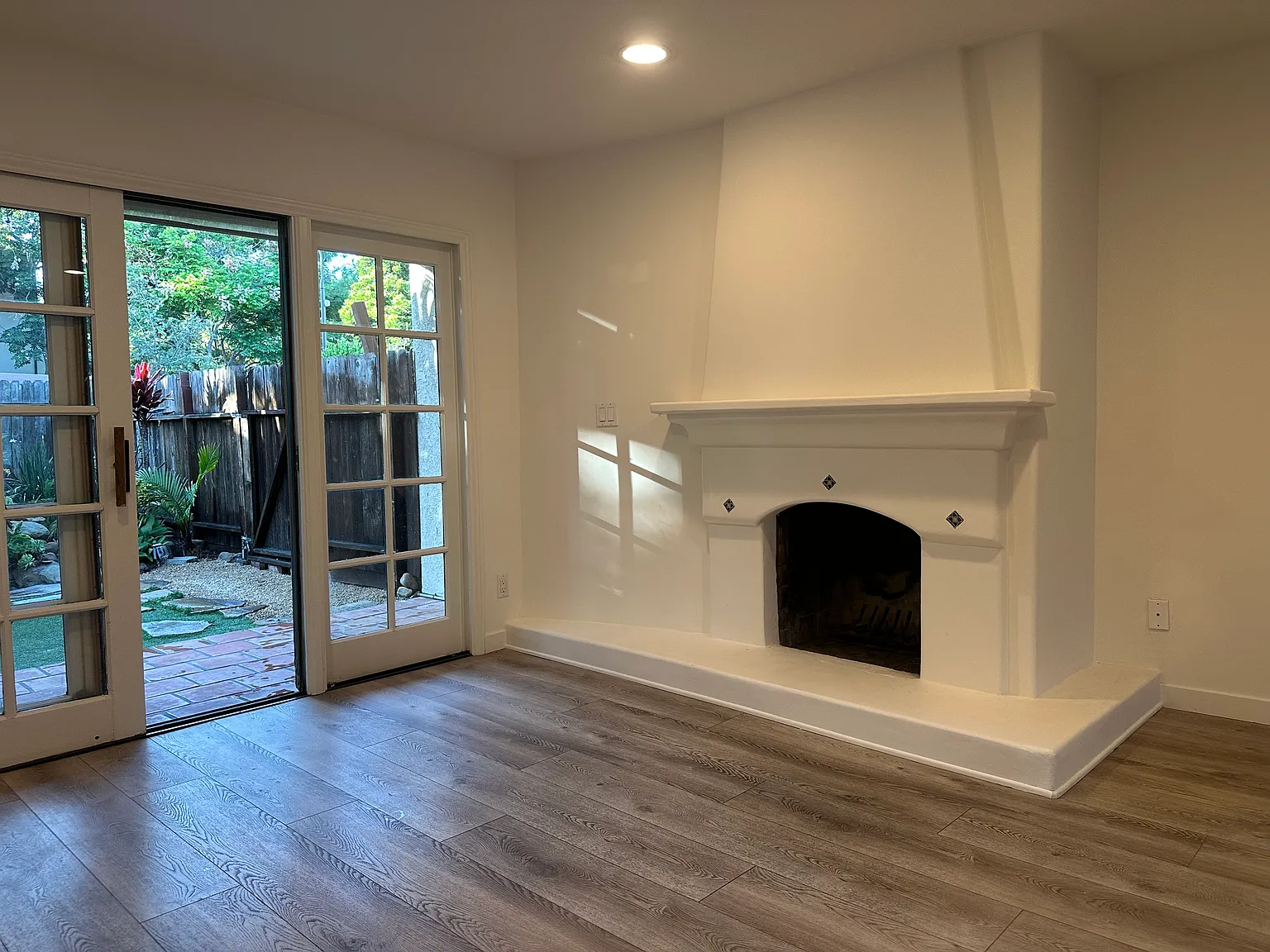 754 Firenze Pl — Photo 4