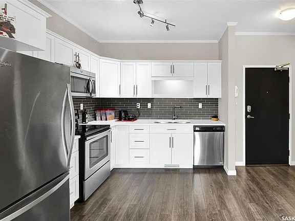 5th image of UNIT 208-720 Baltzan BOULEVARD