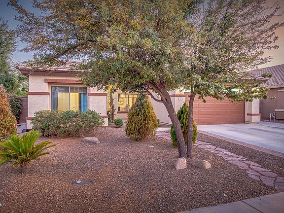 2nd image of 44271 W Adobe Cir