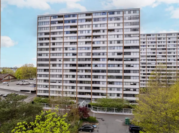 6631 Minoru Blvd #606, Richmond, BC V6Y 1Z1