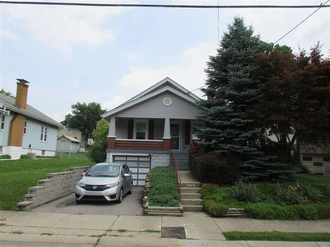 24 Sunset Ave photo 1