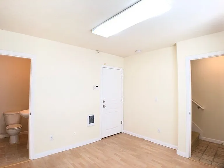 17233 SW Baseline Rd — Photo 18