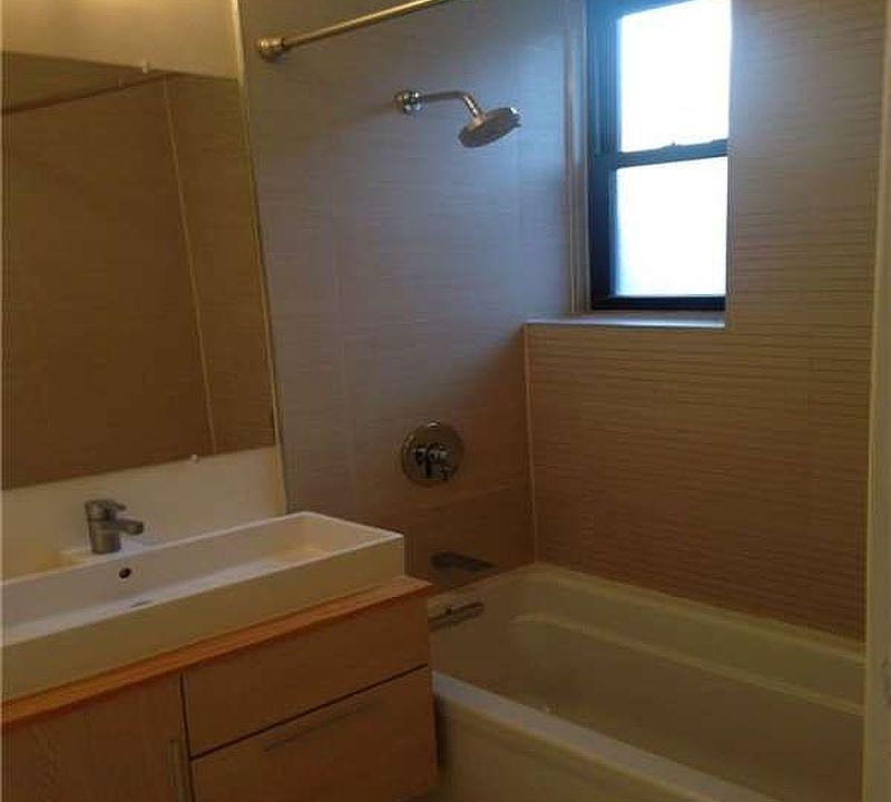 1st image of 109-14 Ascan Ave
