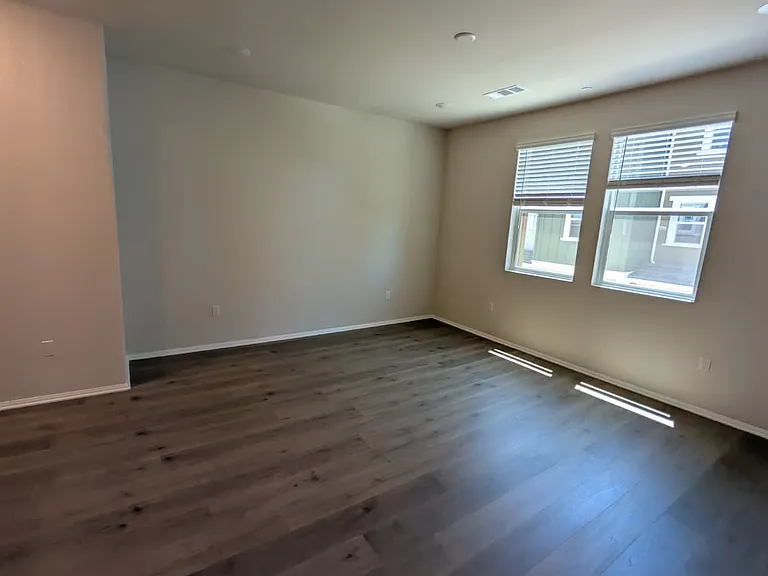 404 Lotus Dr #404 — Photo 9