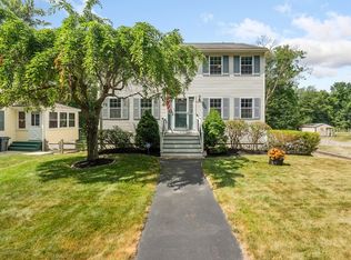 422 Pelham St, Methuen, MA 01844