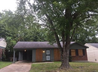 4690 Royal Ridge Dr, Memphis, TN 38128