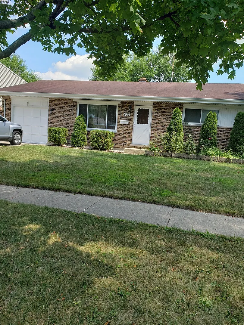 427 Marvin Pl photo 1