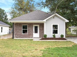804 S Crocker St, Sulphur, LA 70663