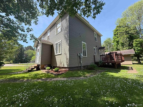 3rd image of 505 Southwest St