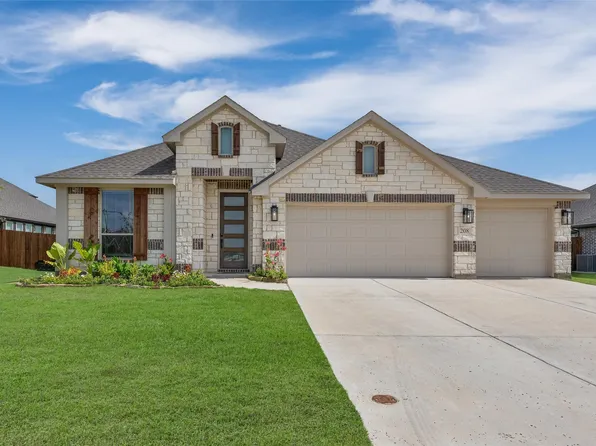 208 Shady Bank Way, Nevada, TX 75173
