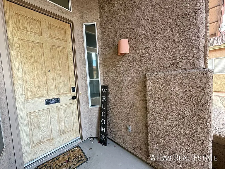 7794 S Trumpet Vine Ave — Photo 4