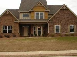 2730 Rambling Rill Dr, Statham, GA 30666