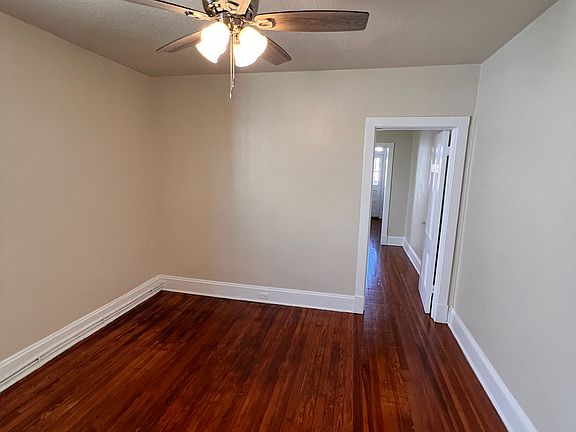 Middle Room