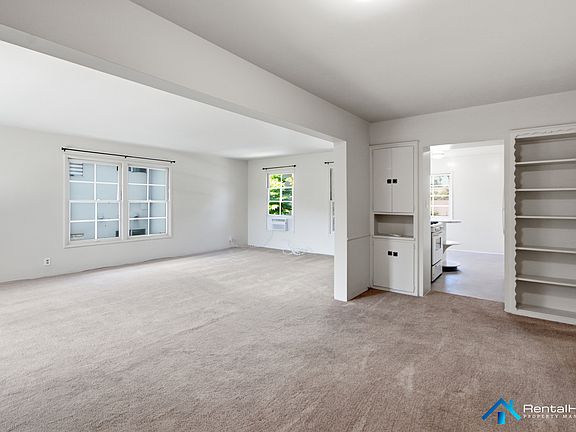 4th image of 449 N Euclid Ave APT H
