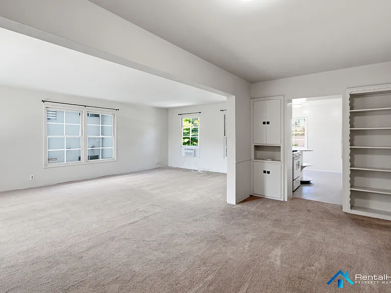 449 N Euclid Ave #H — Photo 4
