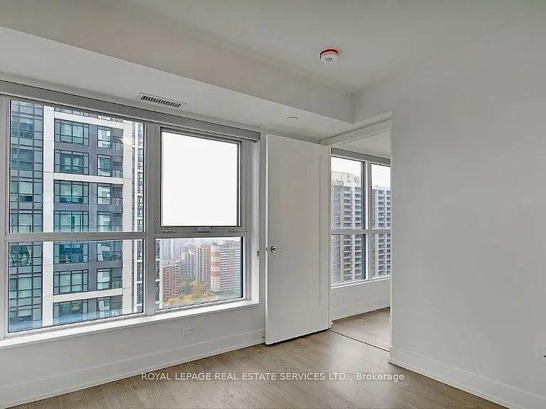 5 Mabelle Ave S #2631 — Photo 14