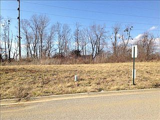 1st image of 816 Melanie Ln